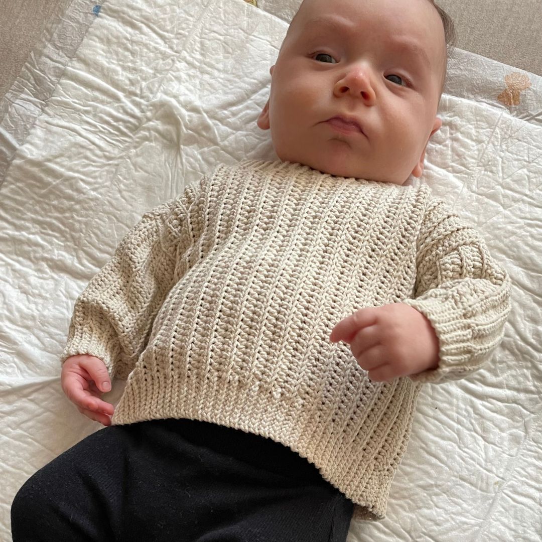 Crochet baby sweater pattern with name tutorial