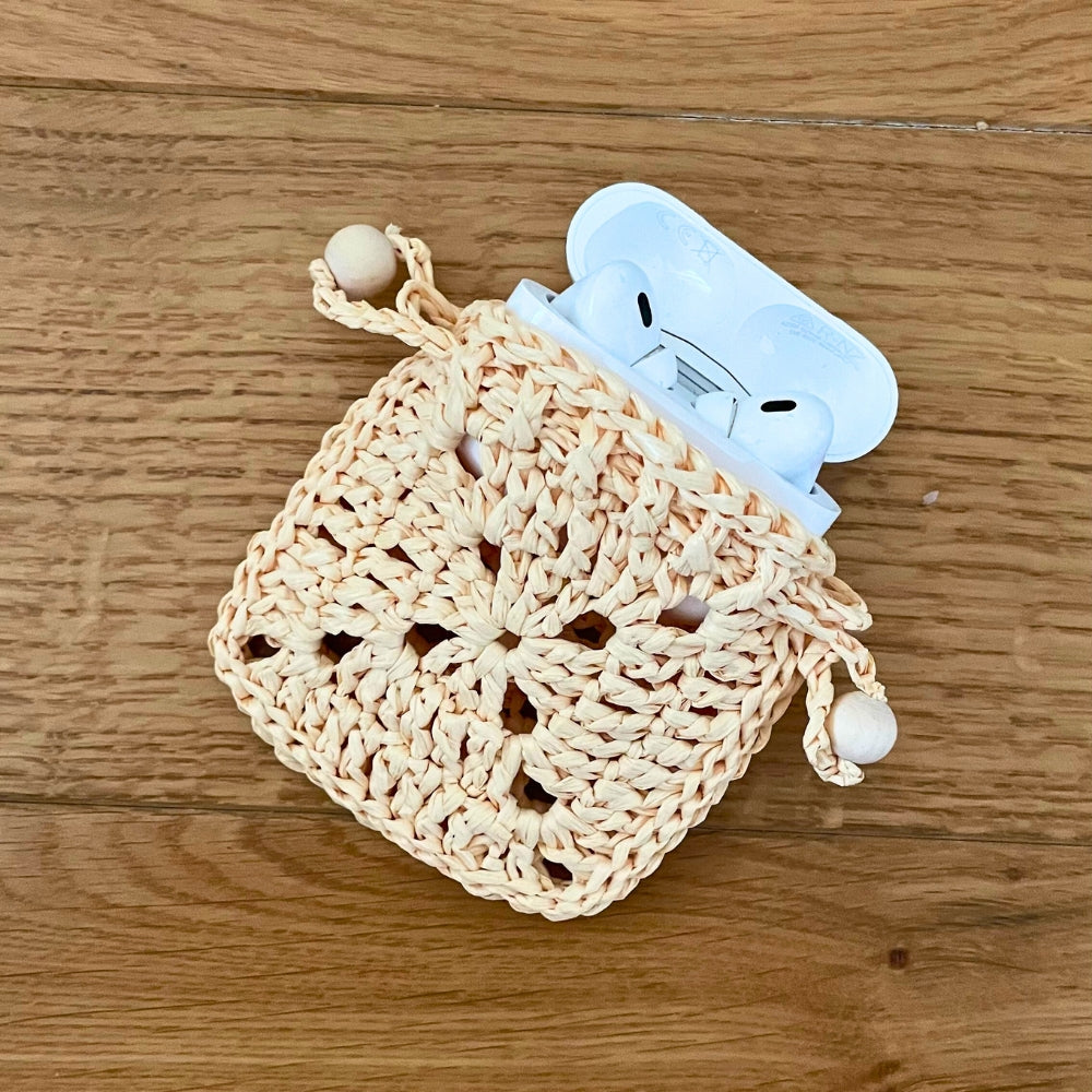 Crochet raffia Airpods case FREE pattern