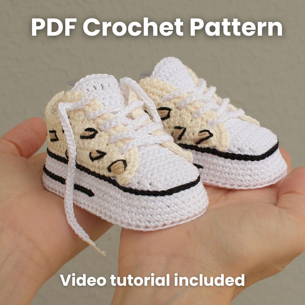 Digital crochet pattern PDF for baby sneakers – safari leopard baby booties gift idea