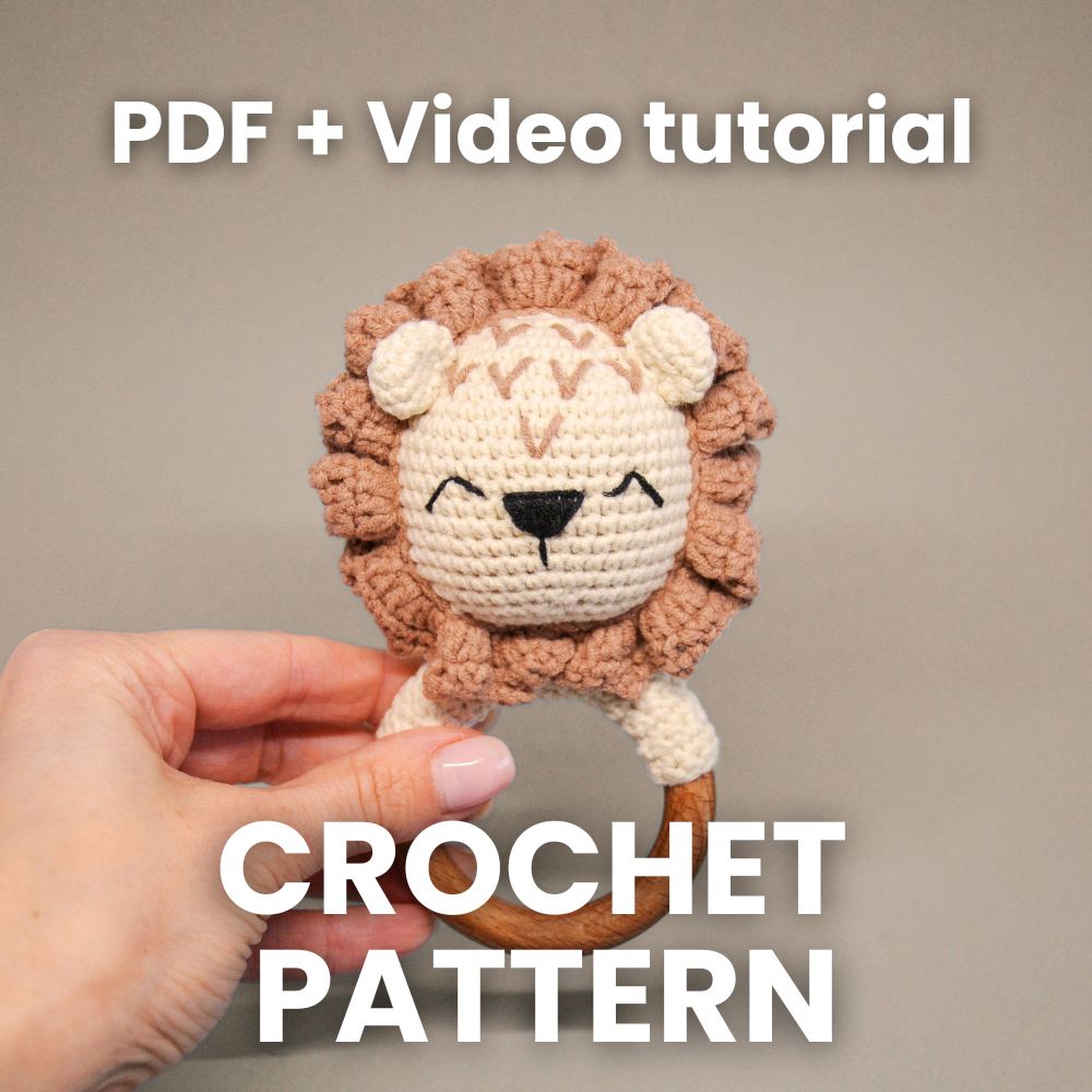 Lion baby rattle crochet pattern