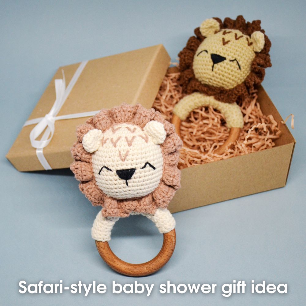 Lion baby rattle crochet pattern