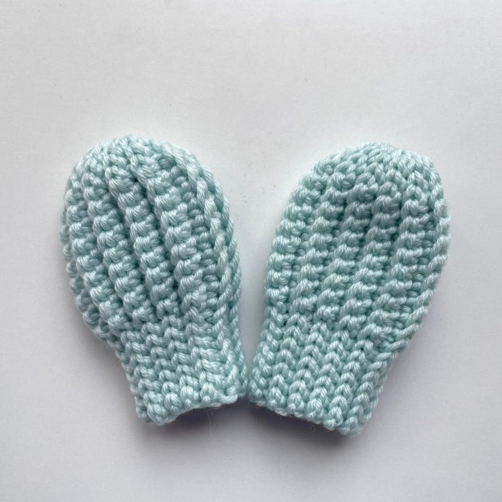 Crochet baby mittens pattern