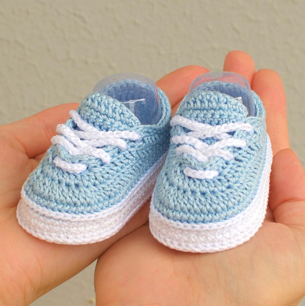 Vans-Inspired Color Baby Sneakers: Crochet Pattern in 4 Sizes