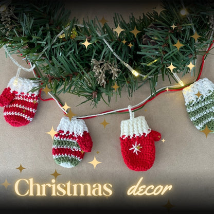 Crochet Mini Mittens Christmas Ornament Free pattern