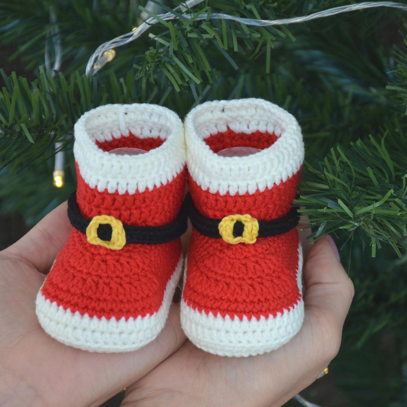 Christmas baby booties crochet pattern