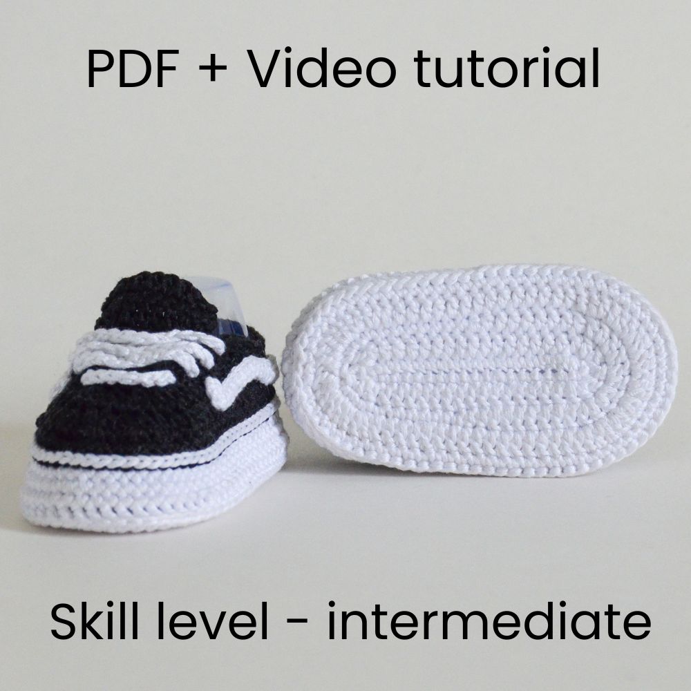 Black and white crochet baby sneakers with sole — intermediate skill crochet pattern with video tutorial