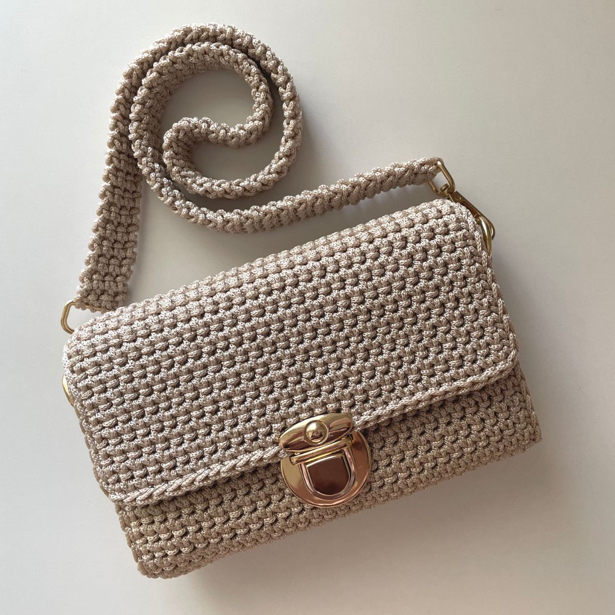 Crochet tutorial Mini Crossbody Bag pattern – CrochetClubStore