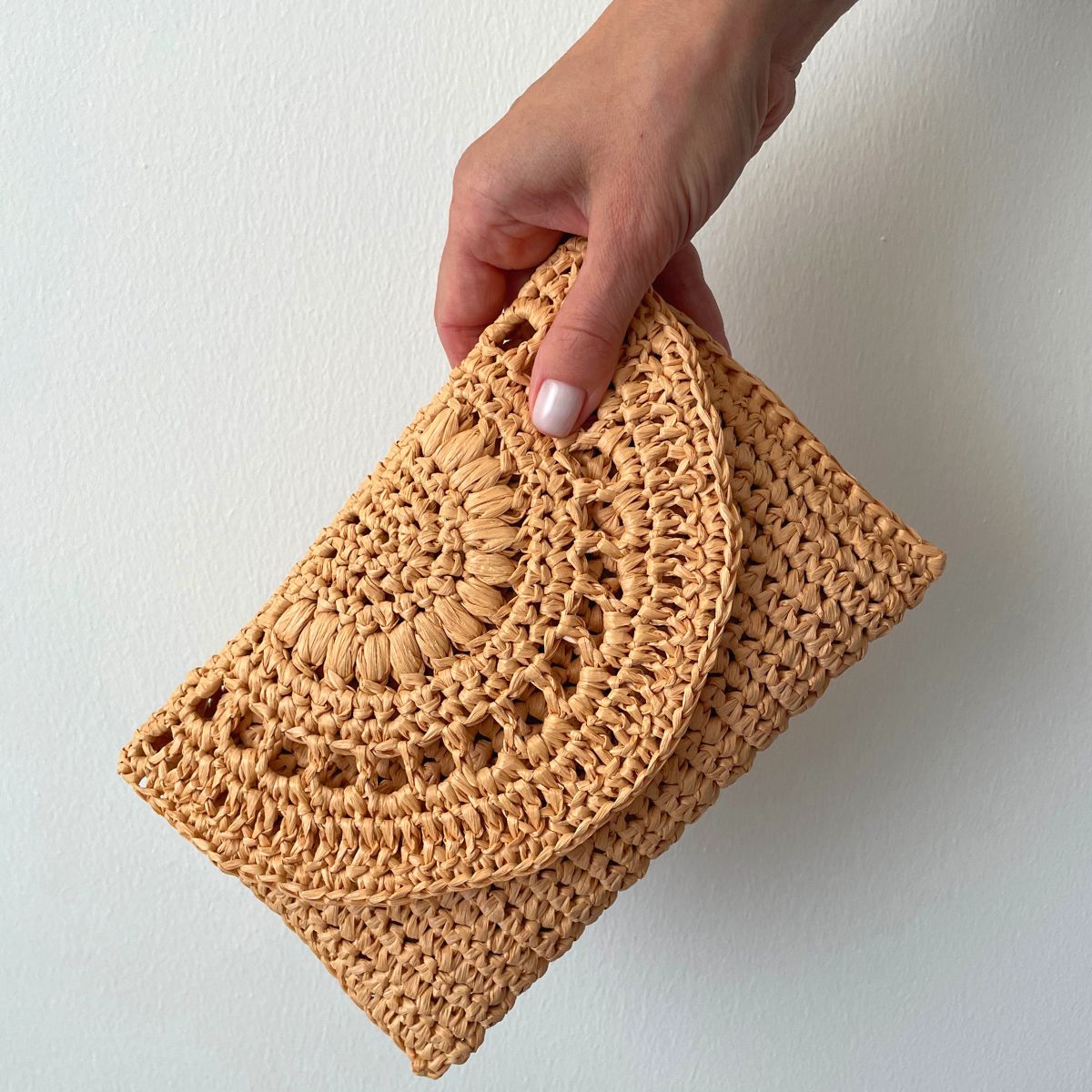 Easy Raffia Clutch Purse pattern