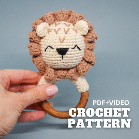 Lion baby rattle crochet pattern