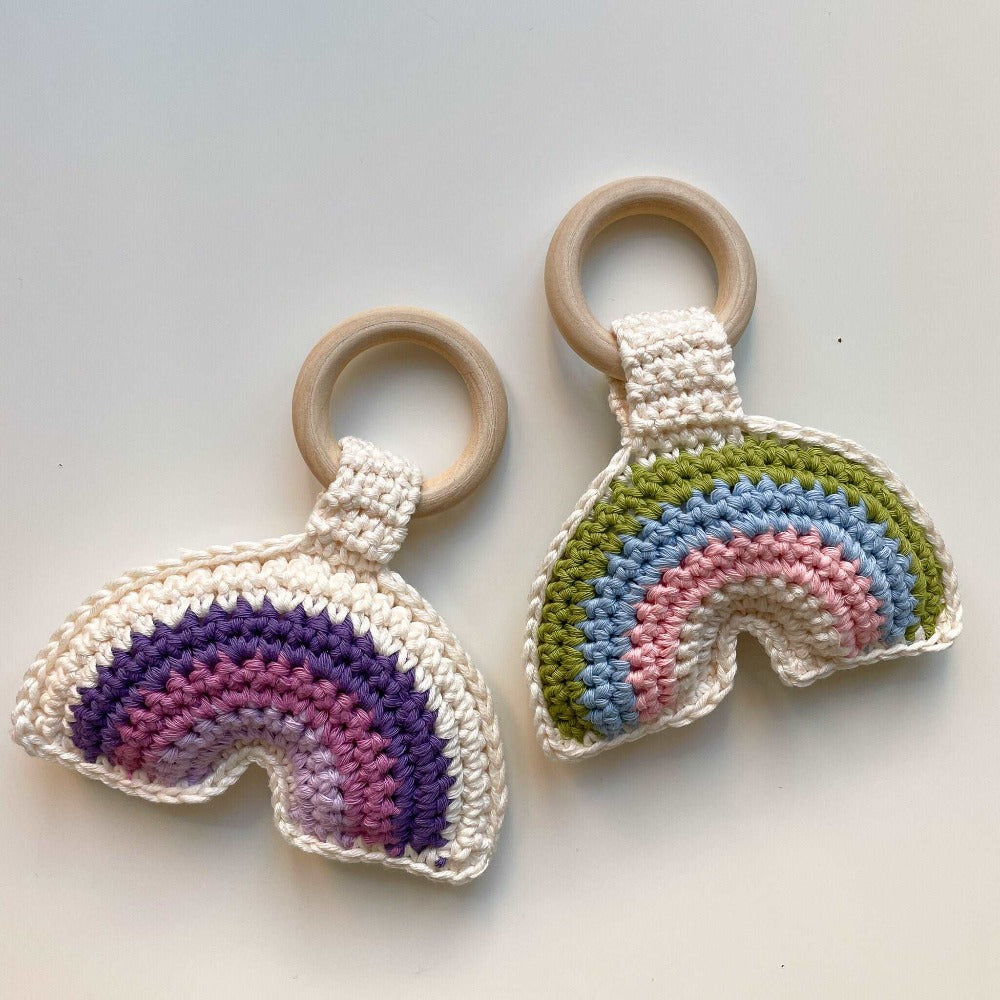 FREE Easy crochet rainbow rattle pattern