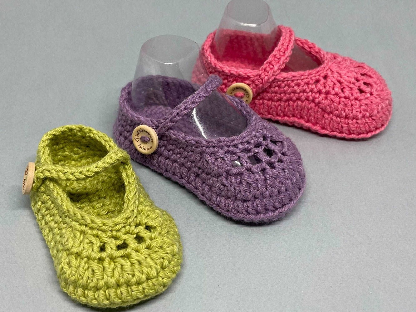 Crochet baby girl Mary Jane shoes pattern #B6