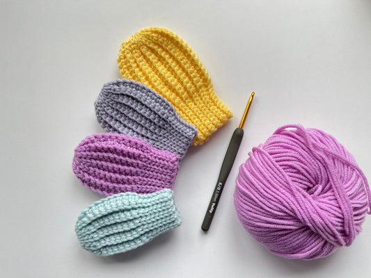 Crochet baby mittens pattern